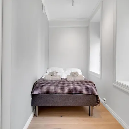 The Polar Rose - Comfort In * Tromsø