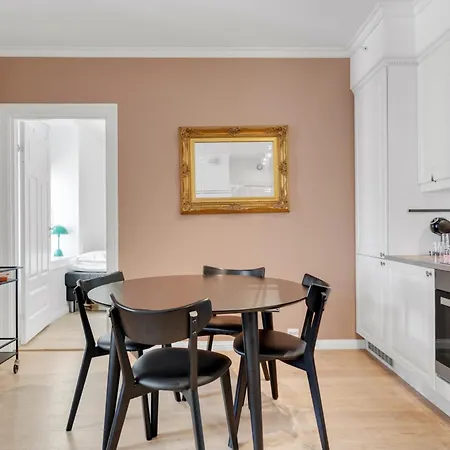 Storgata I Center I Arctic Dream Apartment